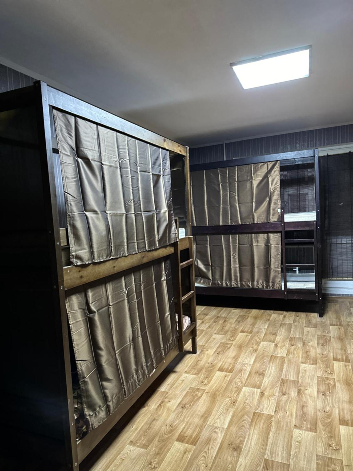 Ararat-Poznyaki Hostel Kijów Zewnętrze zdjęcie