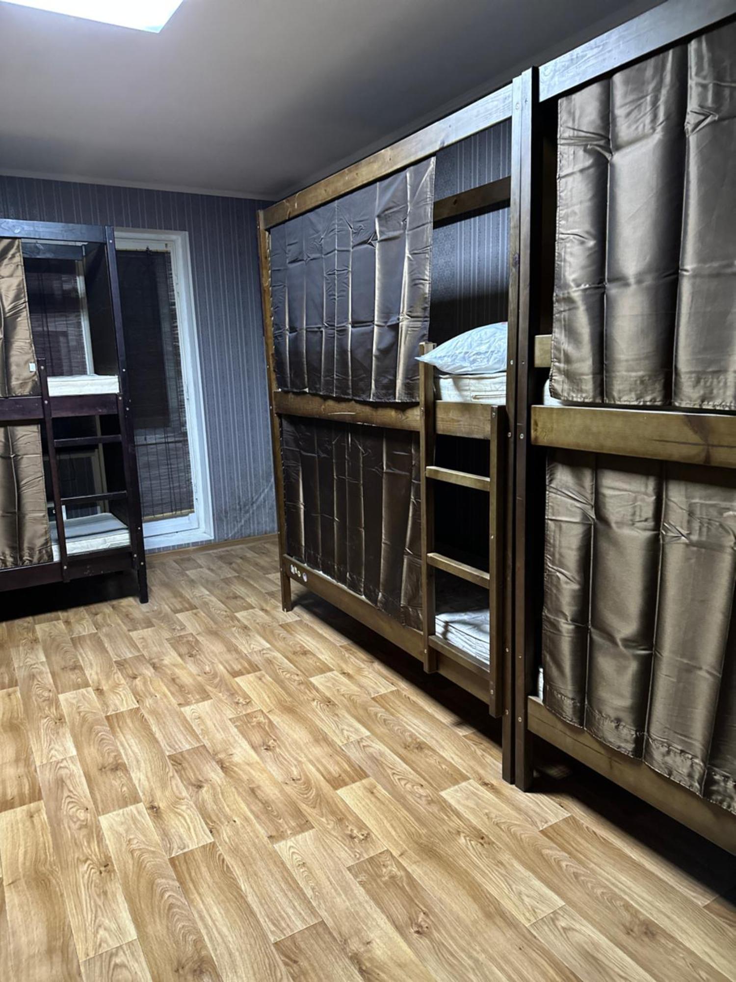 Ararat-Poznyaki Hostel Kijów Zewnętrze zdjęcie